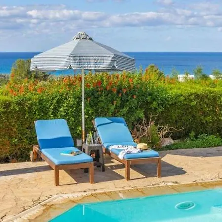 Argaka Heights Villa *
